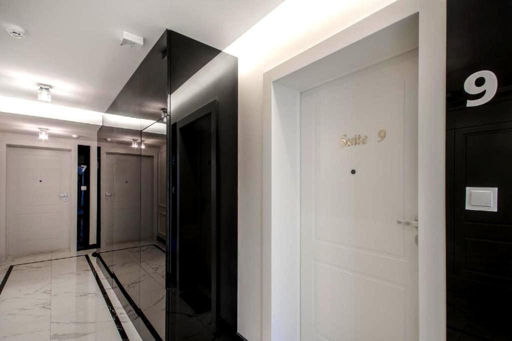 Tartaczna Suite 9 กดัญสก์ ภายนอก รูปภาพ