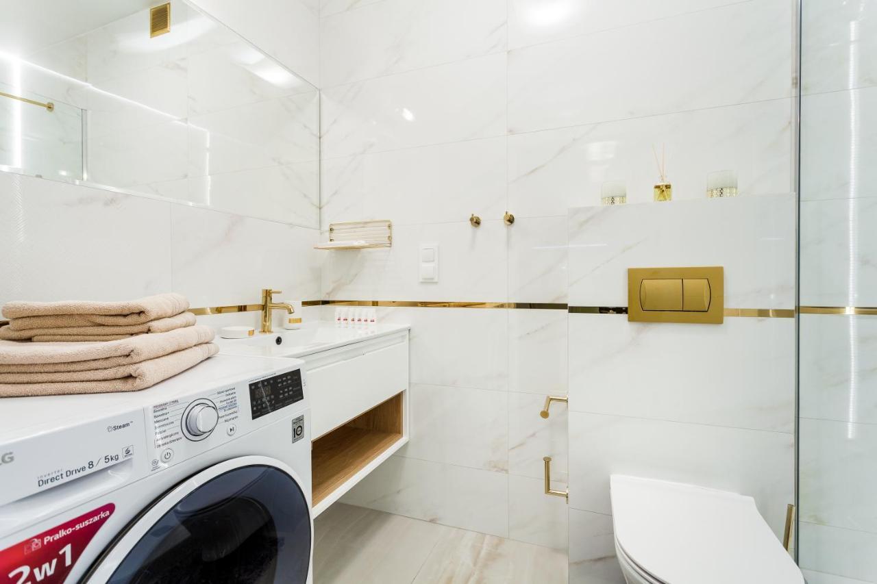 Tartaczna Suite 9 กดัญสก์ ภายนอก รูปภาพ